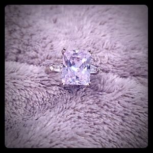 Cubic zirconia cocktail ring